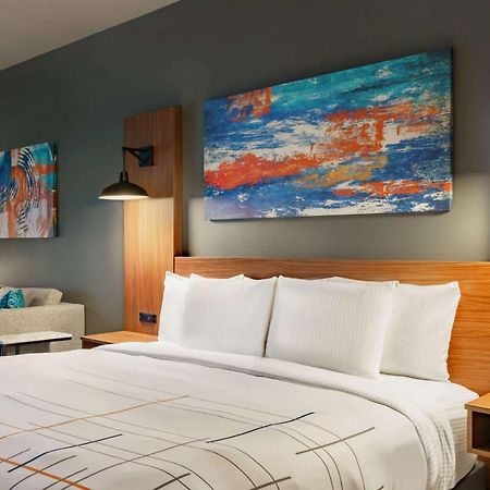 La Quinta Inn & Suites By Wyndham Springfield  Kültér fotó