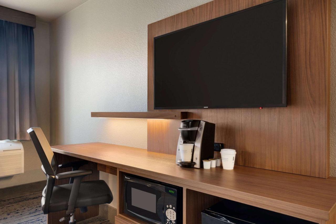 La Quinta Inn & Suites By Wyndham Springfield  Kültér fotó