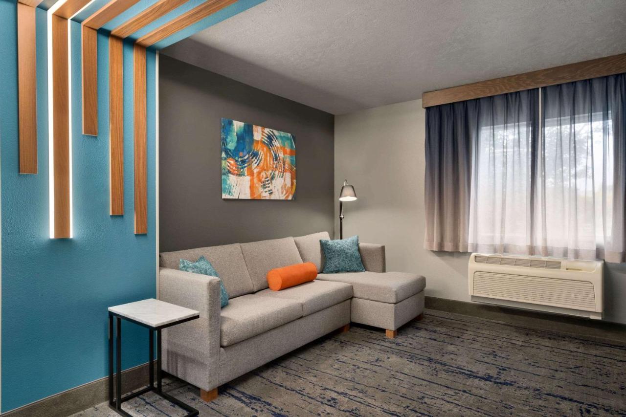 La Quinta Inn & Suites By Wyndham Springfield  Kültér fotó